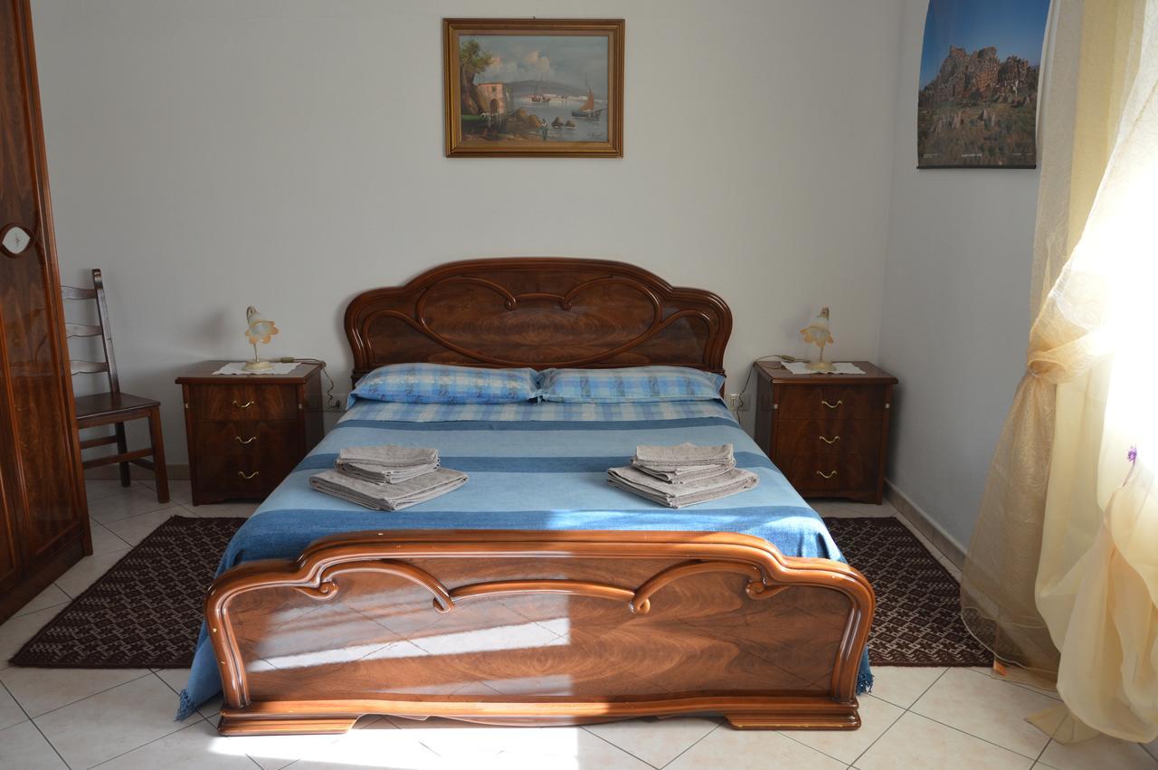 Pietro & Graziella Bed & Breakfast Sorgono Exterior photo